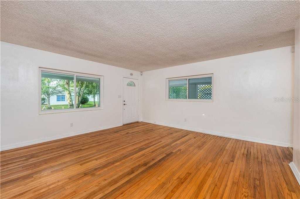 1766 Miller Ave #NA - Photo 5 of 14