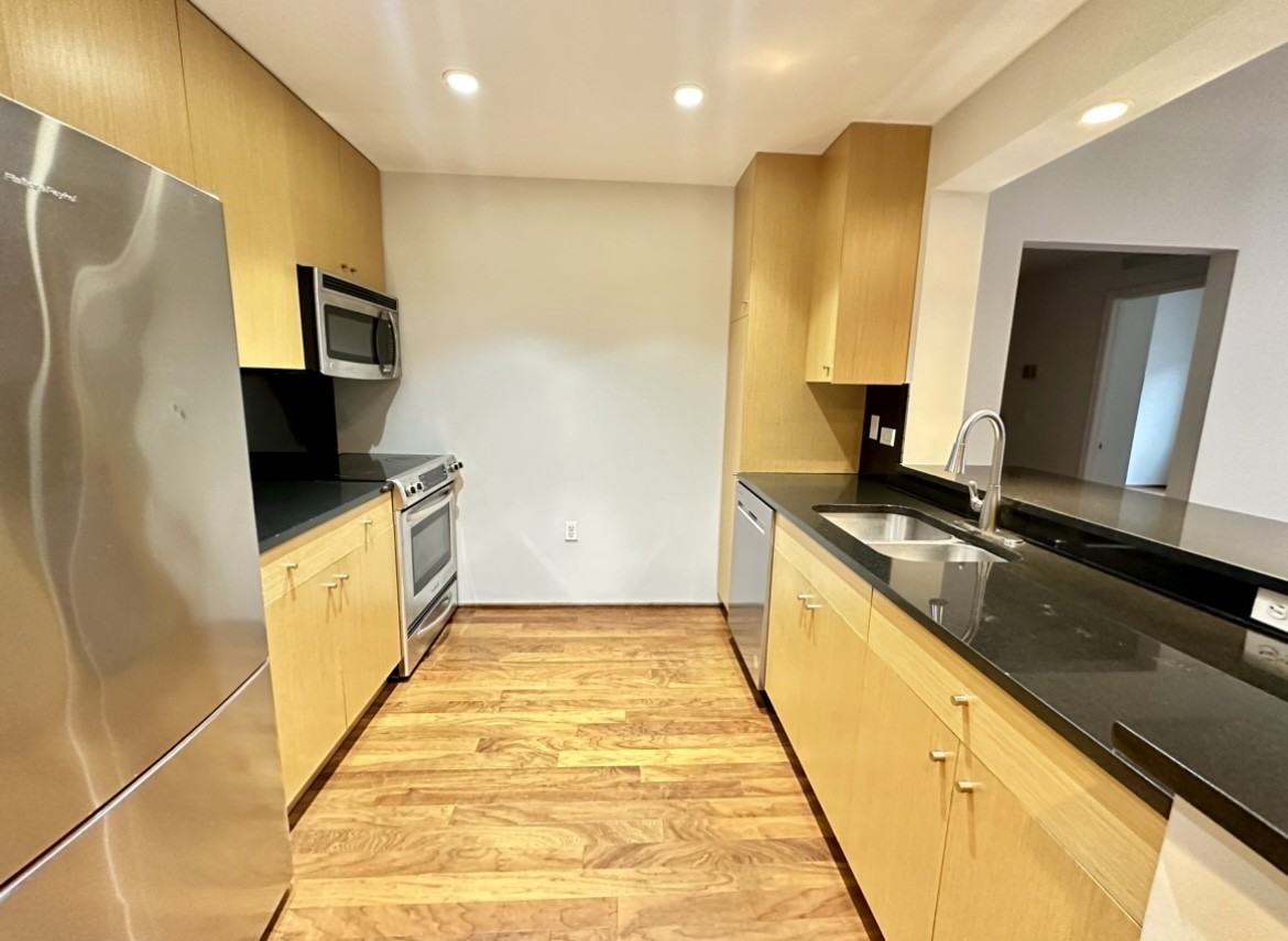 3111 City Pl #3111 - Photo 3 of 31