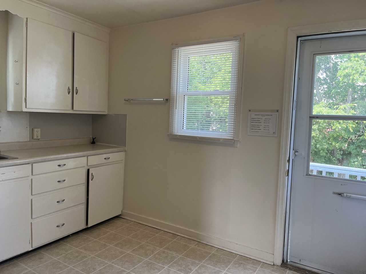 21 N Baldwin St #2 - Photo 5 of 8