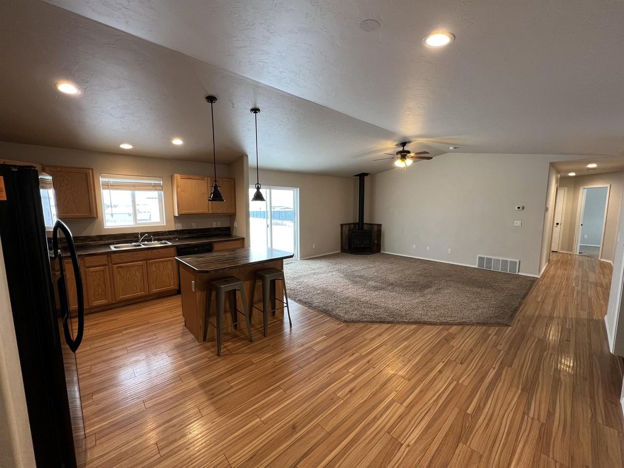 379 Bismark St #379 - Photo 5 of 8