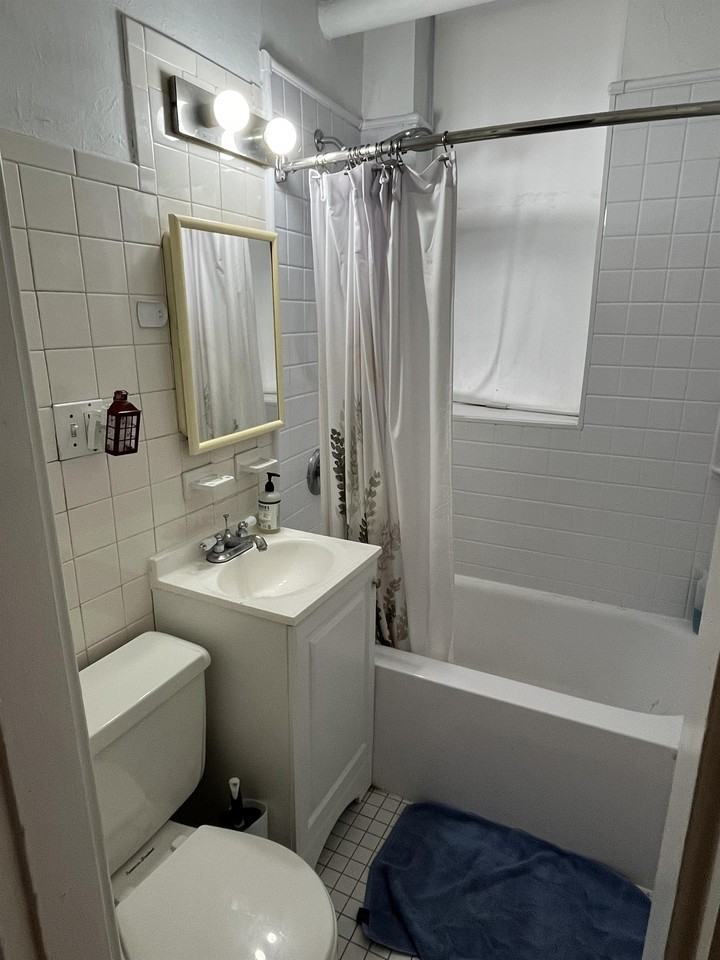 1666 Commonwealth AveApt. 15 #15 - Photo 6 of 7