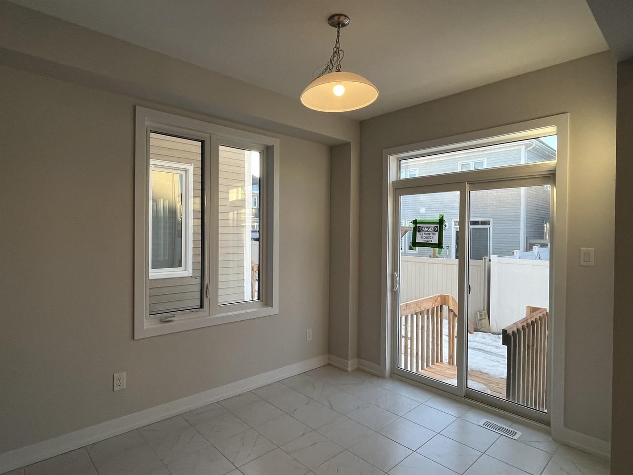 63 Hackamore Cres #1 - Photo 2 of 10