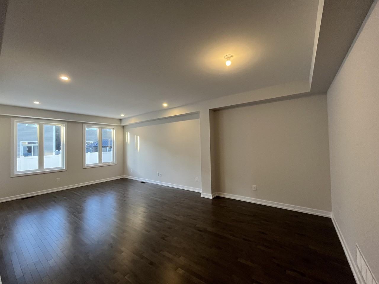 63 Hackamore Cres #1 - Photo 3 of 10