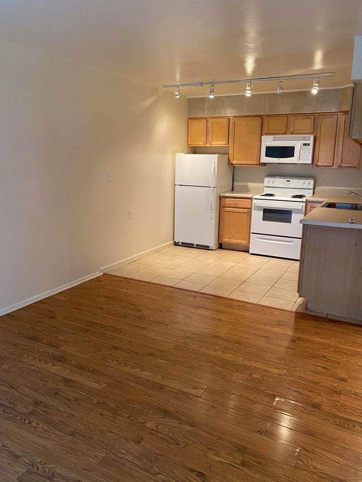 2939 Marine Street - Photo 4 of 13