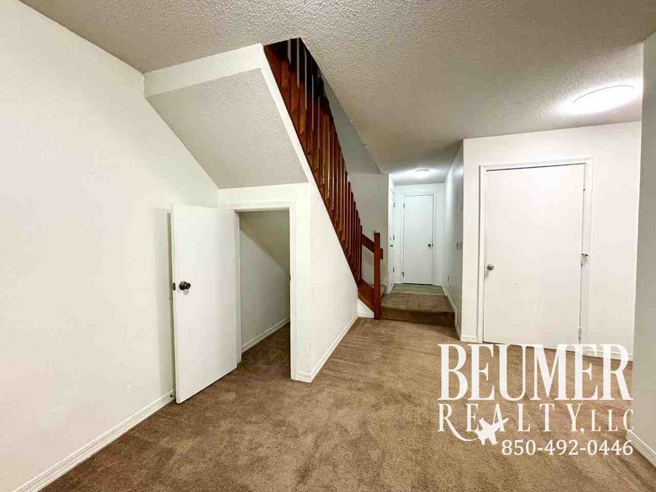5289 Kennsington Pl - Photo 7 of 22
