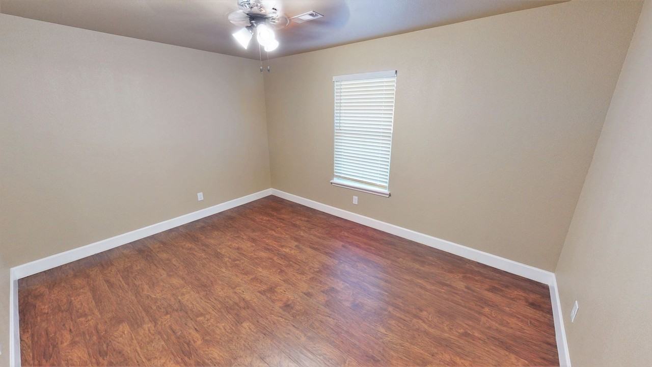 BROOK DUPLEXES - Photo 7 of 50