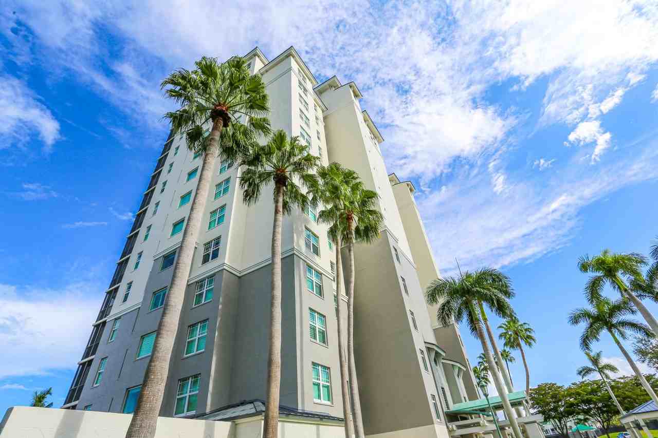 430 Cove Tower Dr #1202 - Photo 2 of 50