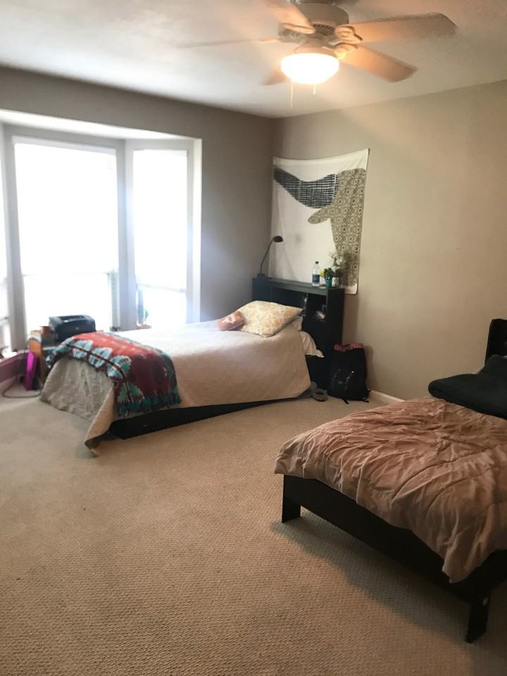 402 Towne Park Trl - Photo 5 of 13