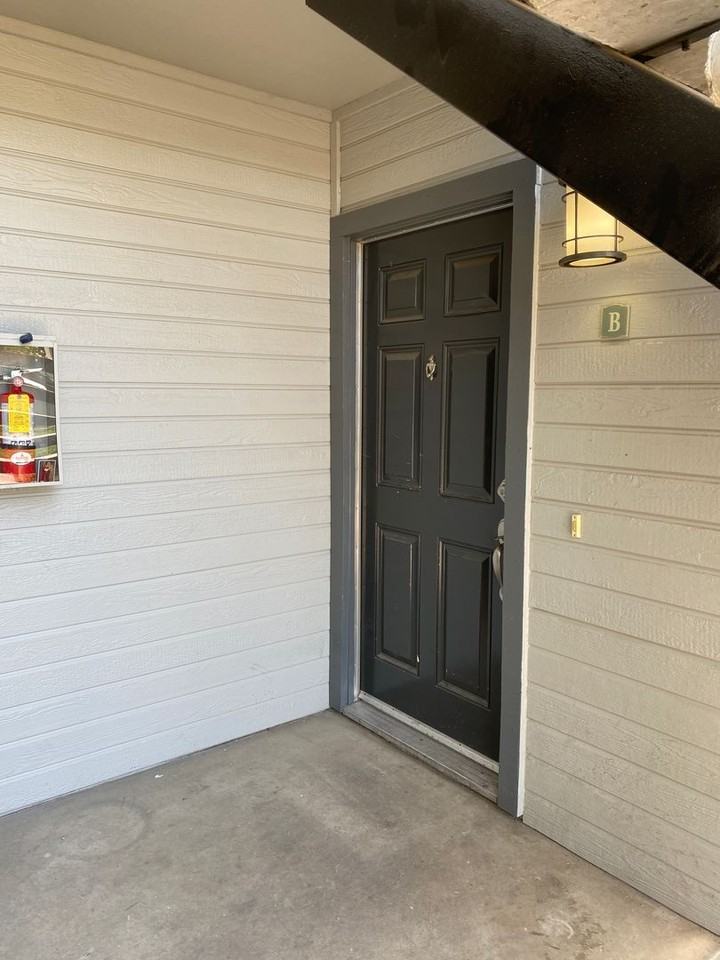 3905 Dale Rd #B - Photo 3 of 19