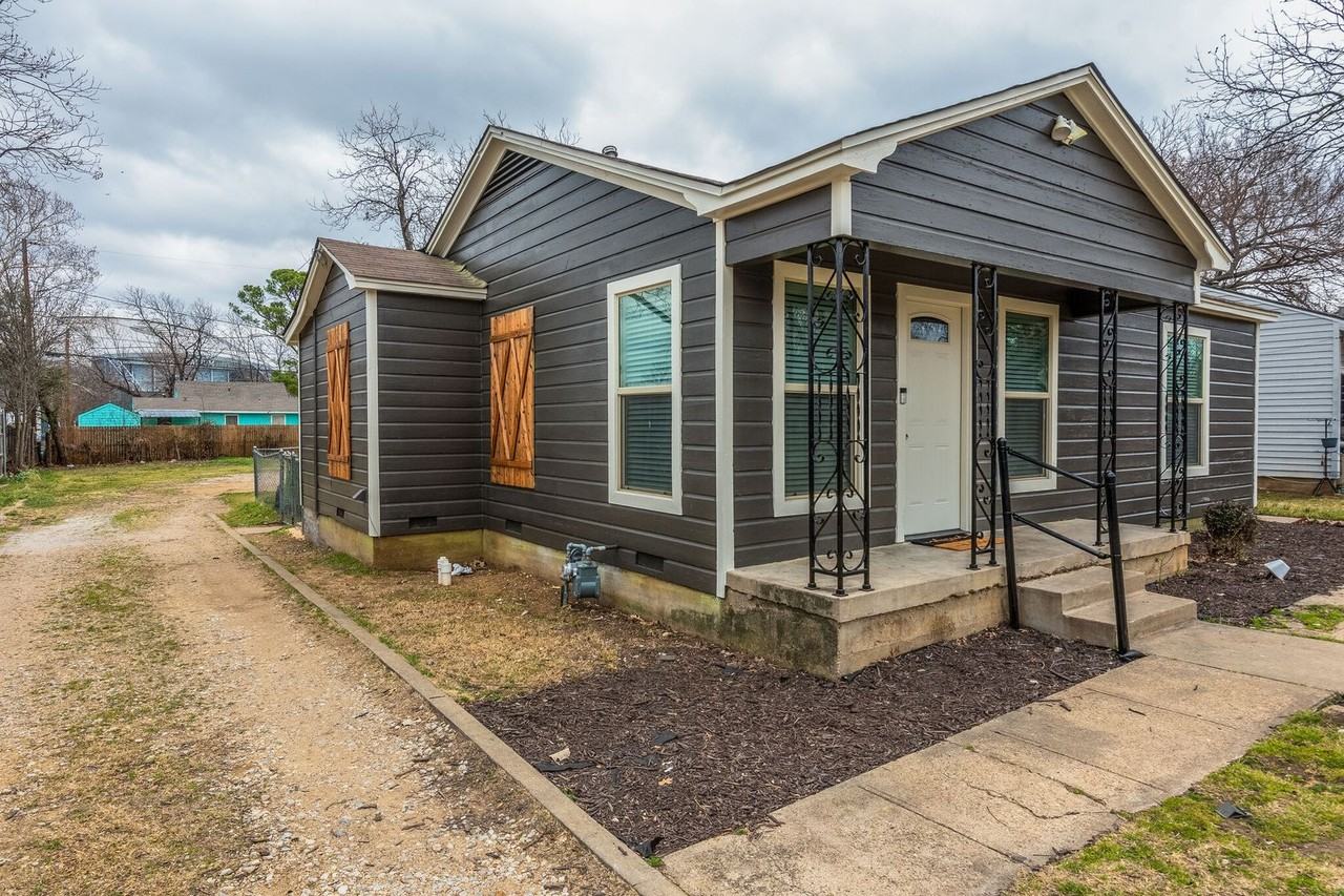 819 Truman St - Photo 3 of 25