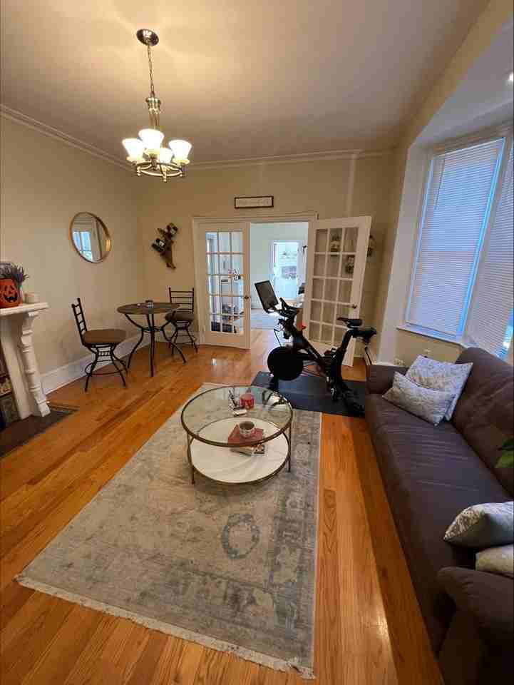 1826 Pine St - Photo 2 of 18