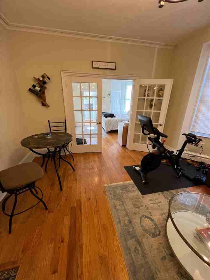 1826 Pine St - Photo 5 of 18