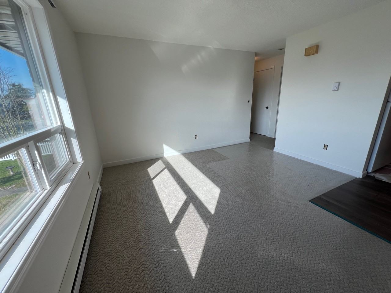 1909 Hoyt Avenue #C - Photo 2 of 8