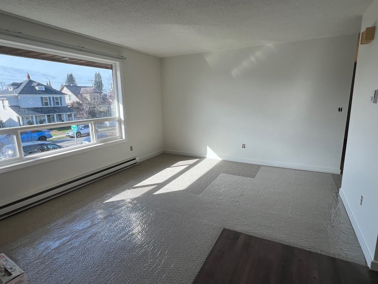 1909 Hoyt Avenue #C - Photo 3 of 8