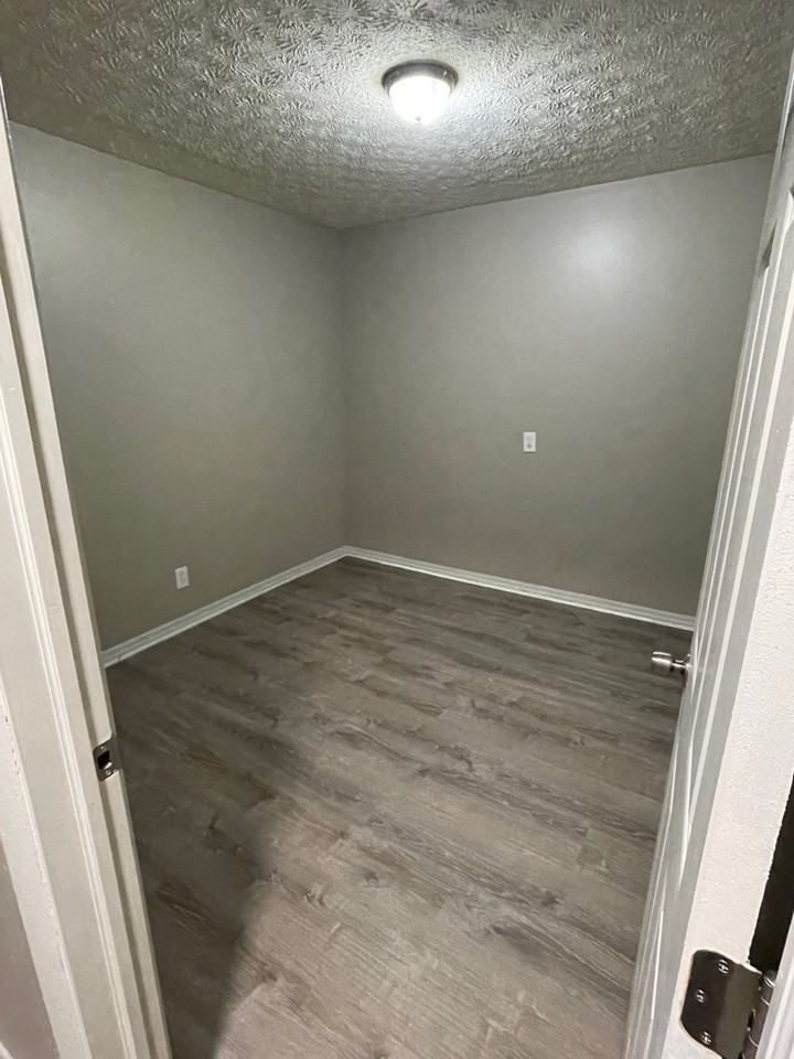 775 B St - Photo 6 of 9