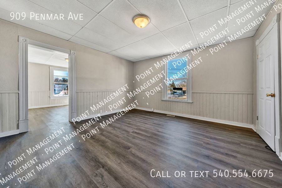 909 Penmar Ave Se - Photo 2 of 8