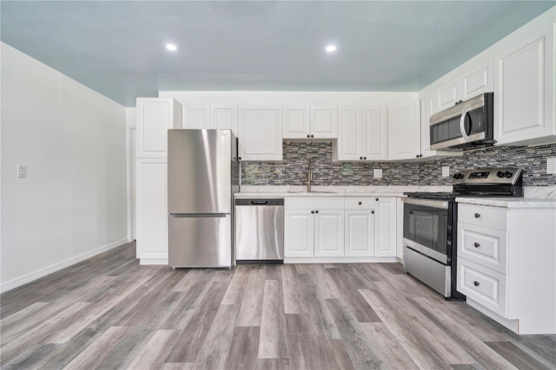 612 5th St - Photo 2 of 7