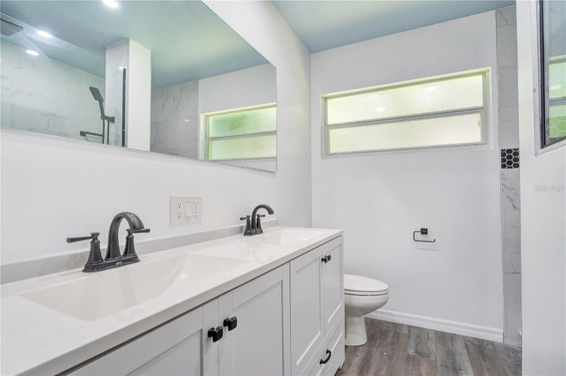 612 5th St - Photo 6 of 7