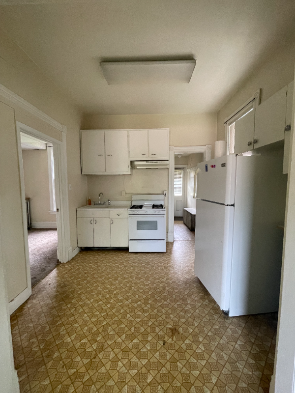 413 E Sanborn St #2 - Photo 2 of 5