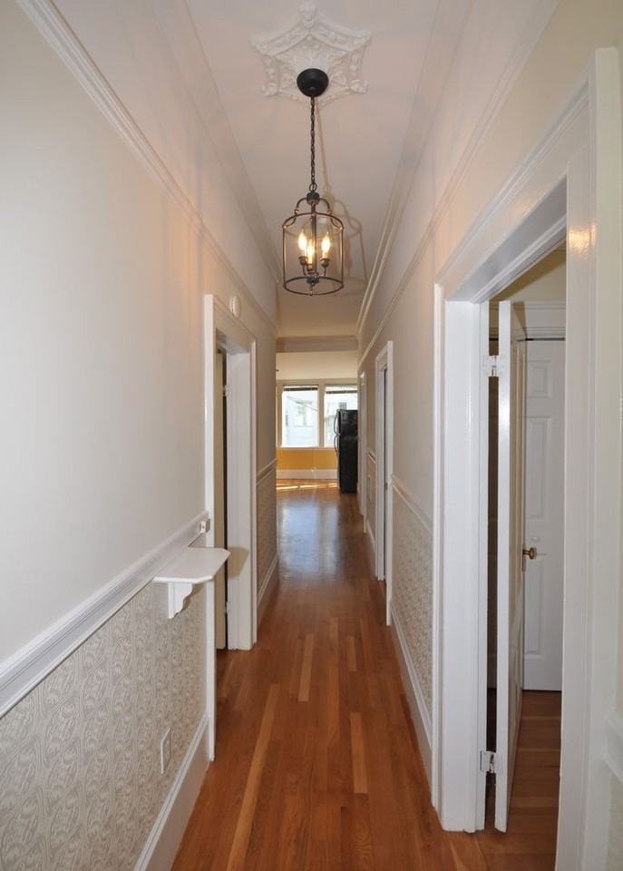 FAIROAKS - Photo 2 of 13