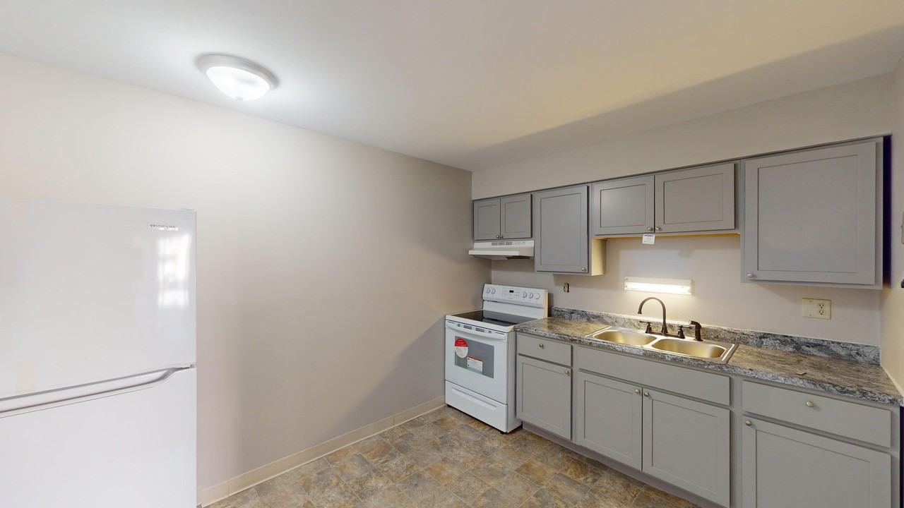 Circle Park - Photo 6 of 19