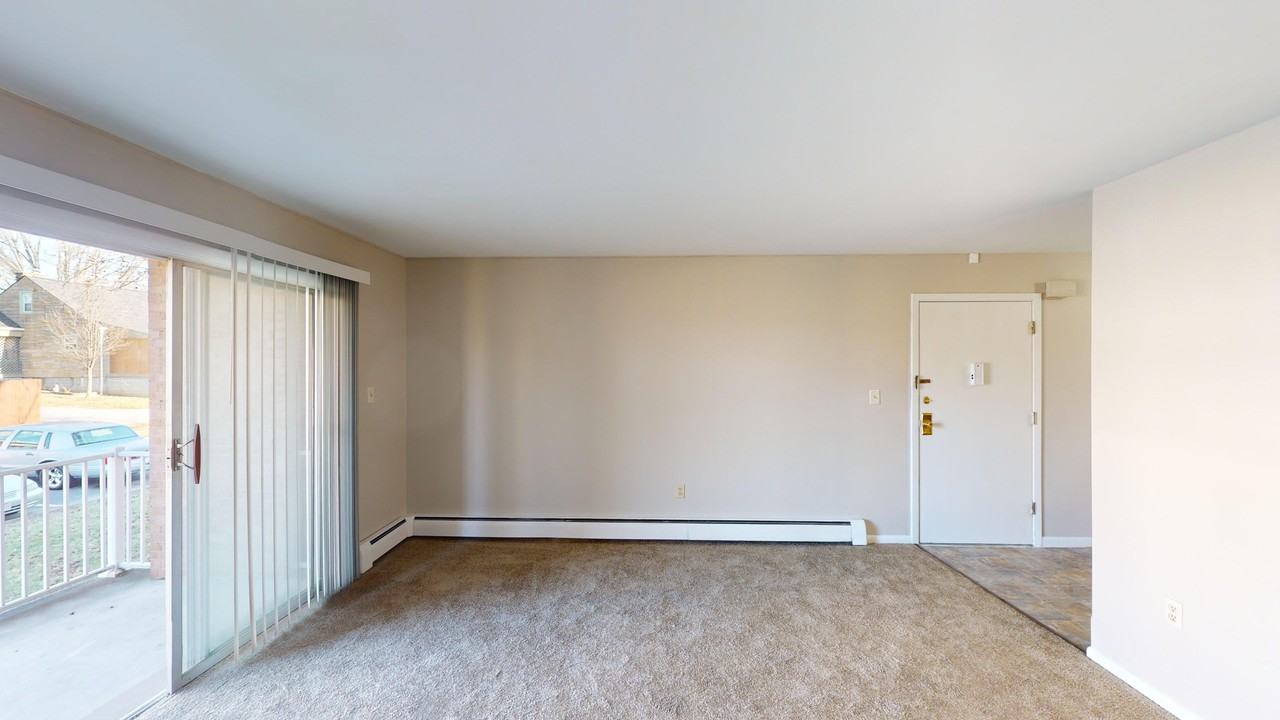 Circle Park - Photo 4 of 19