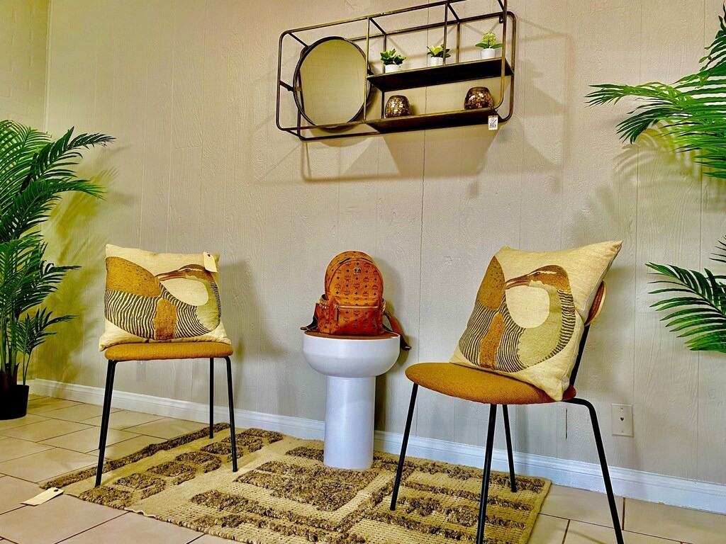 405 Davenport Ln #NA - Photo 2 of 20