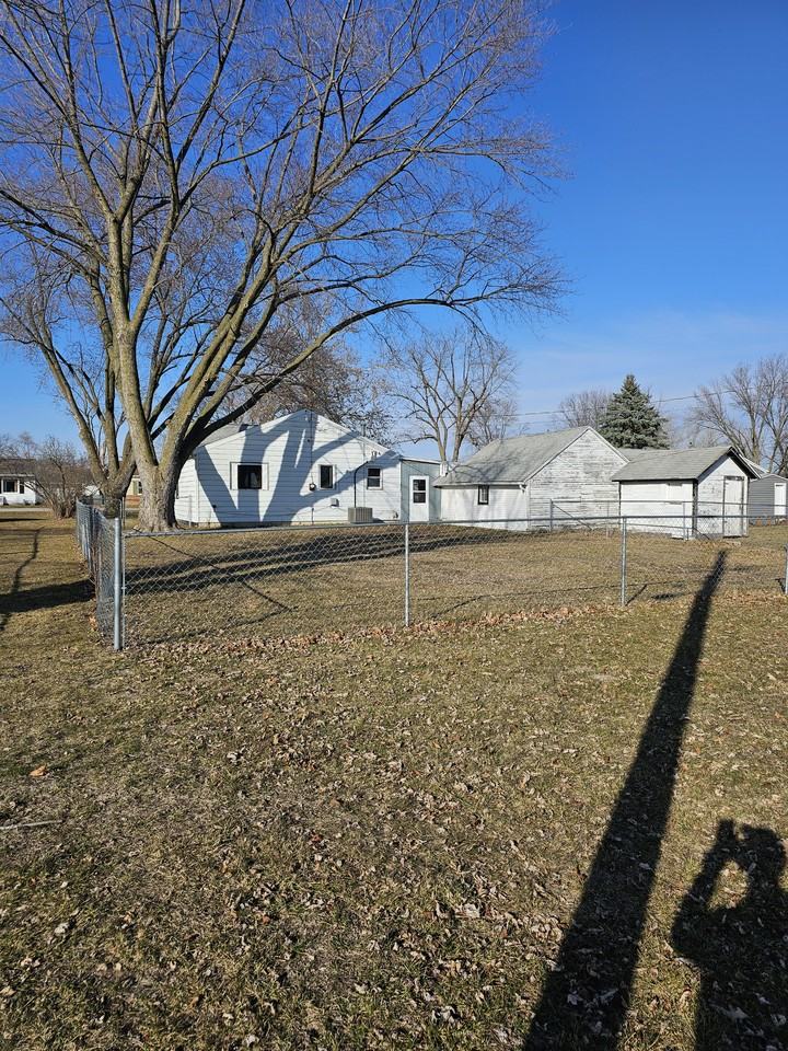 266 Toneff Dr #NA - Photo 2 of 2