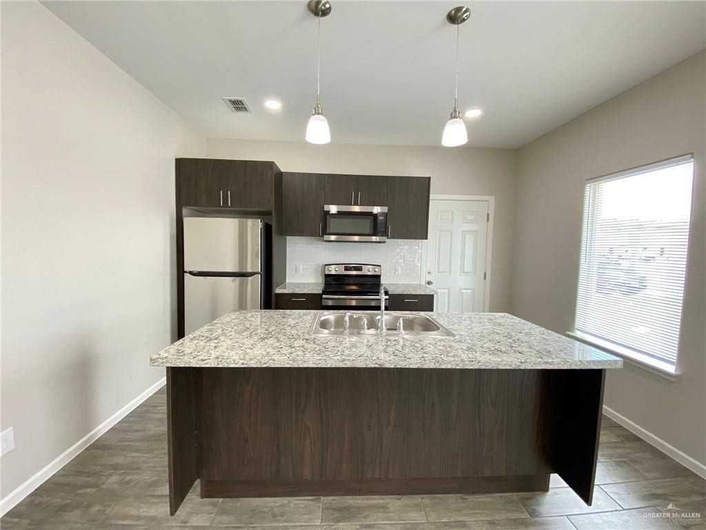 7007 N 59th Ln #2 - Photo 3 of 11