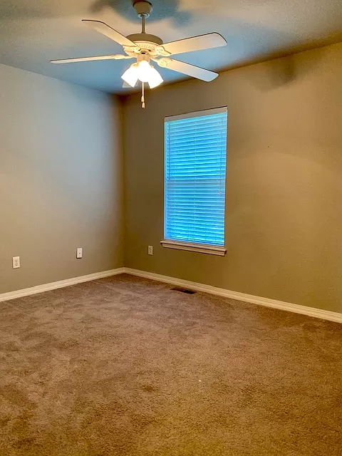 2004 Azlin Pl #C - Photo 6 of 10