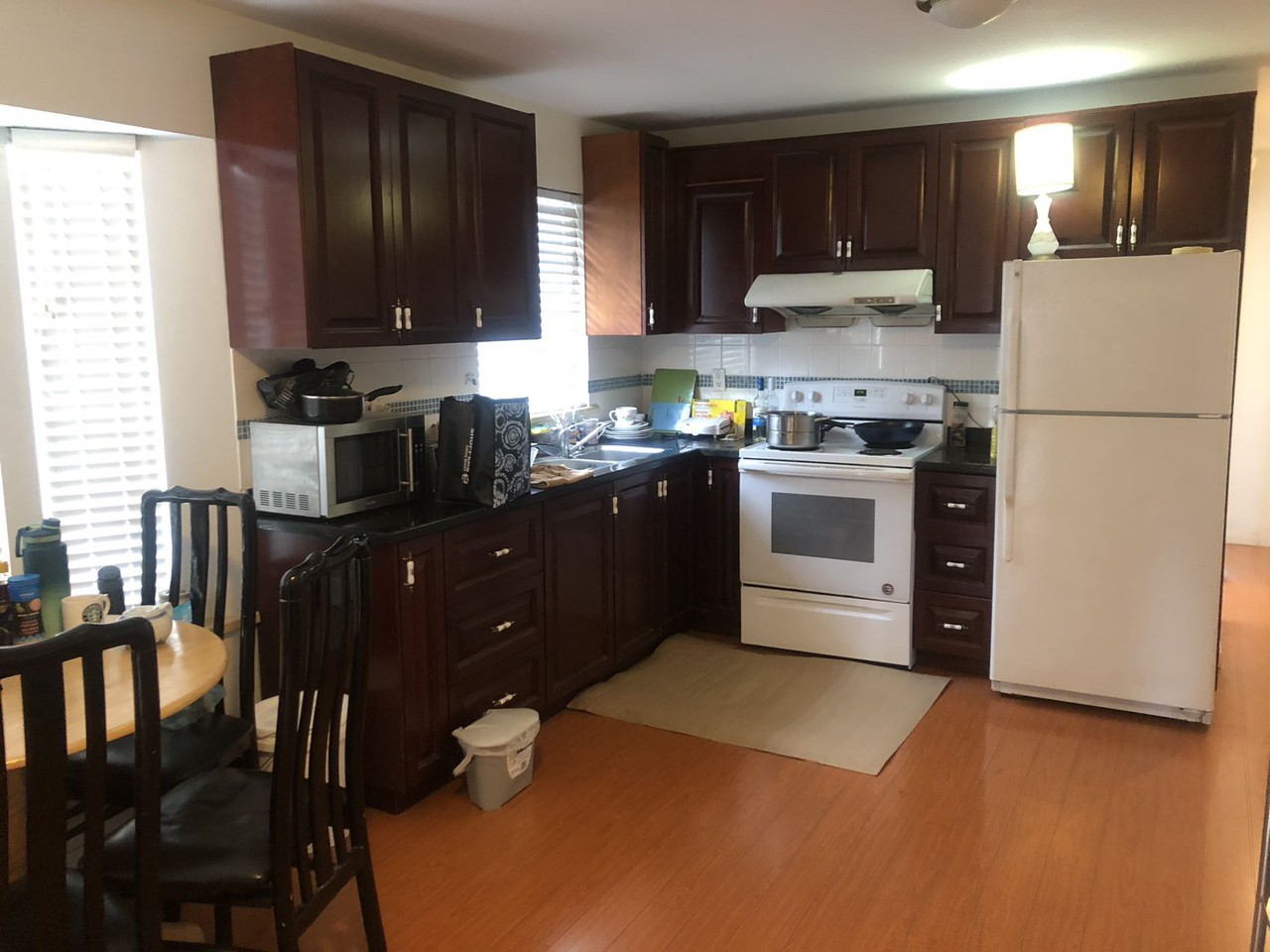 4862 Maitland St - Photo 3 of 4