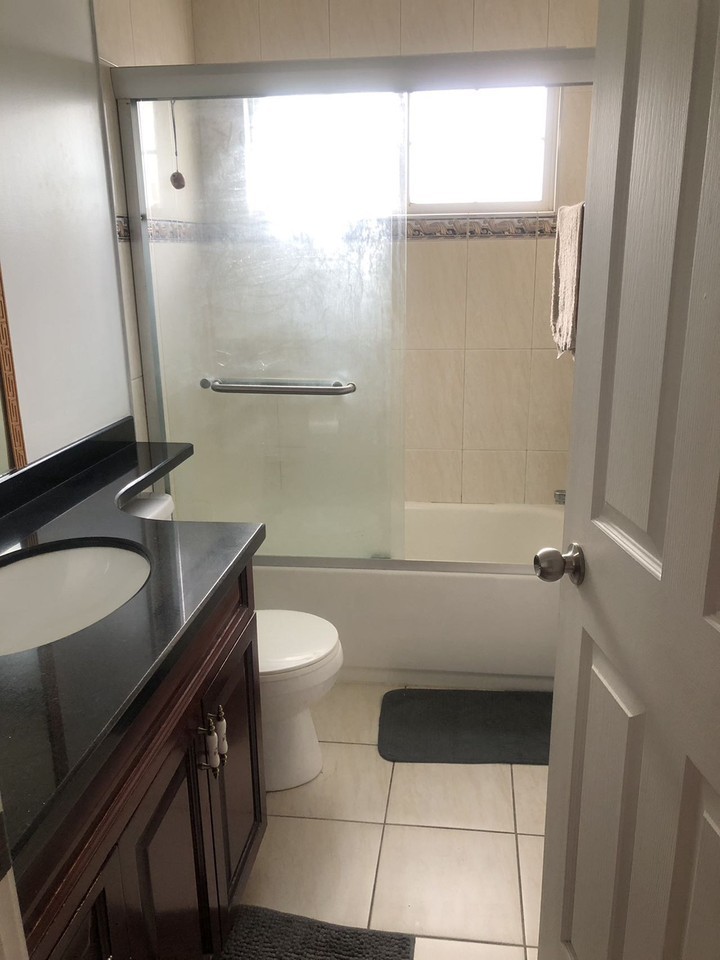 4862 Maitland St - Photo 2 of 4