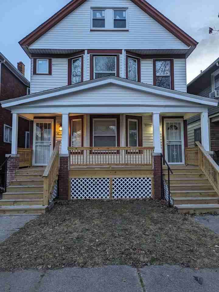 3756-58 CONCORD - Photo 2 of 14