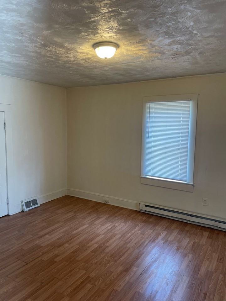 415 Ross St - Photo 3 of 9