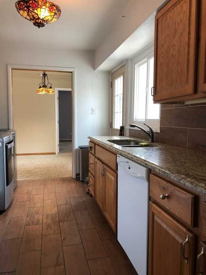 600 W Cheyenne Rd - Photo 7 of 32