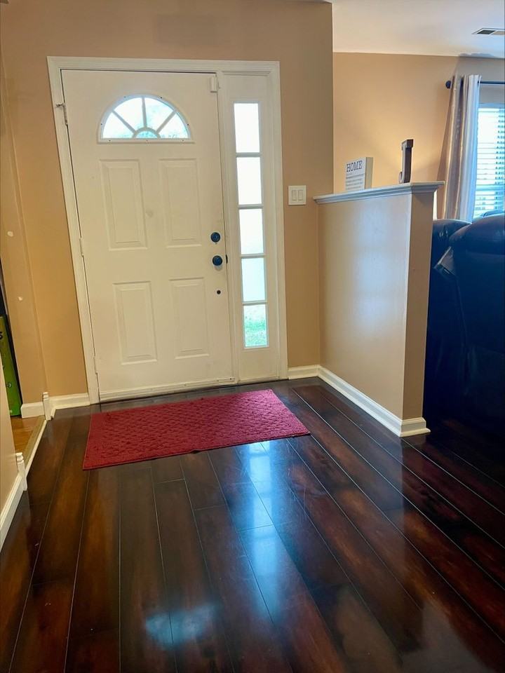 7282 Abraham Ct - Photo 2 of 17