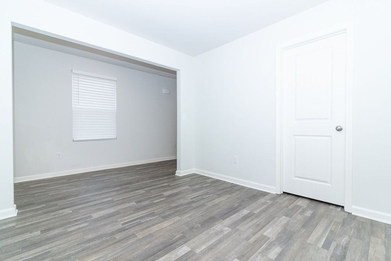 136 Elegance Way - Photo 5 of 44