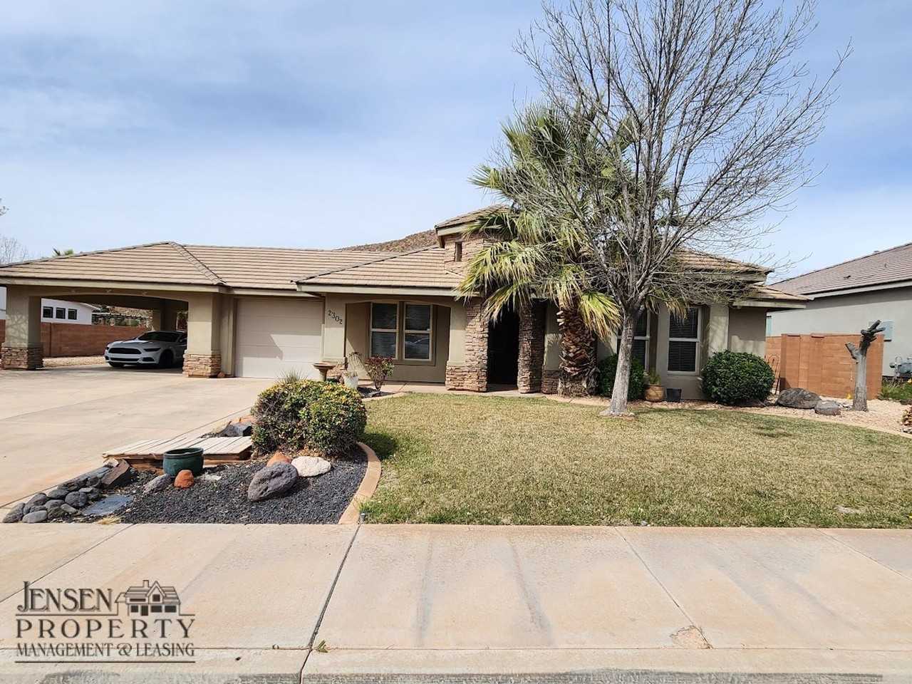 2302 S Camino Real - Photo 3 of 41