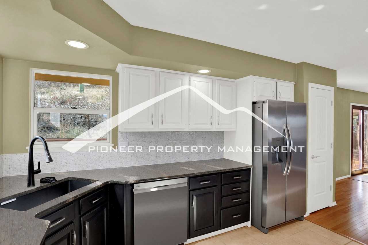 7530 Delmonico Dr - Photo 6 of 38