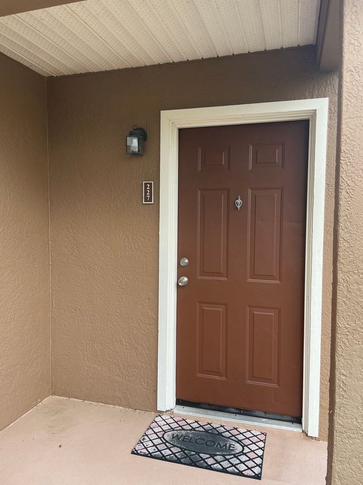 1790 Rocky Wood Cir - Photo 2 of 34