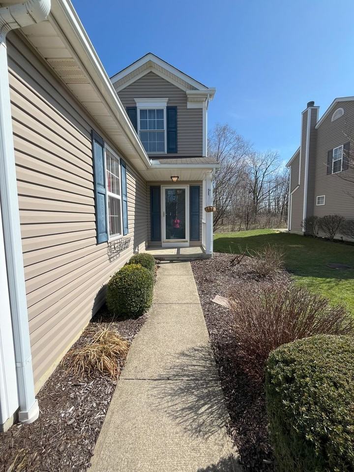 449 Rachel Ln - Photo 2 of 18