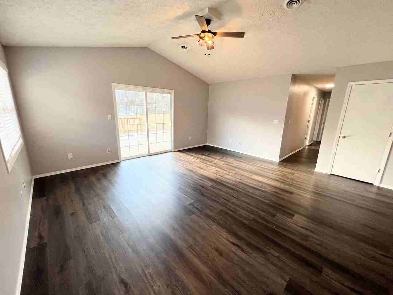 16455 Twilight Ln - Photo 2 of 12
