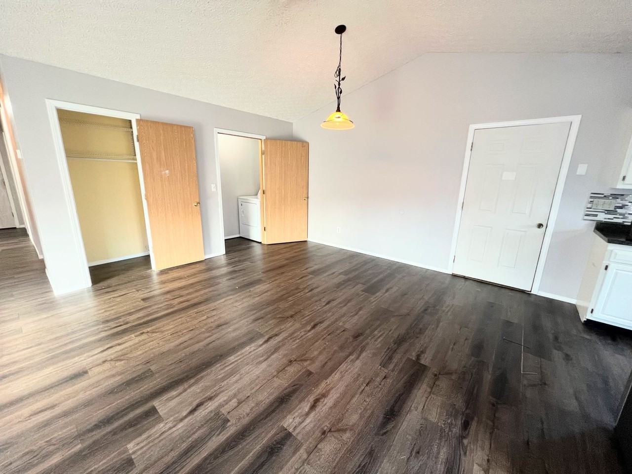 16455 Twilight Ln - Photo 3 of 12
