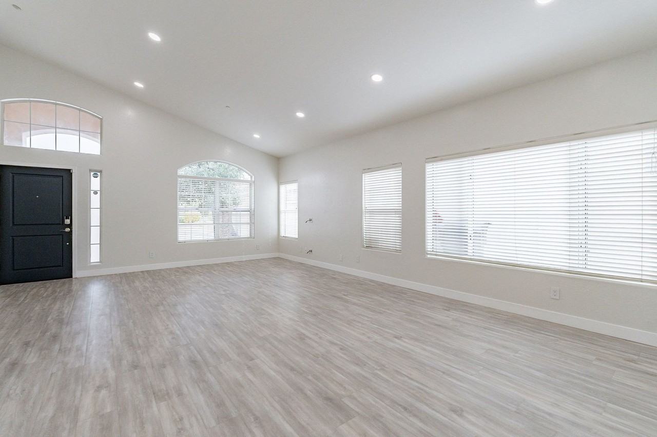 11847 E Appaloosa Pl - Photo 2 of 38