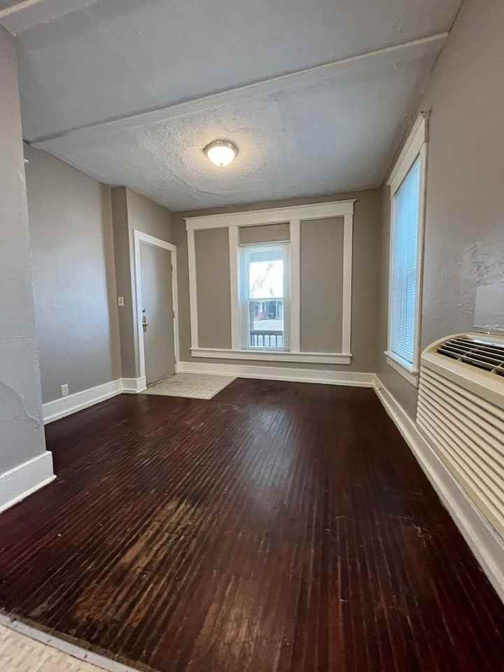 730 N 25 - Photo 3 of 7