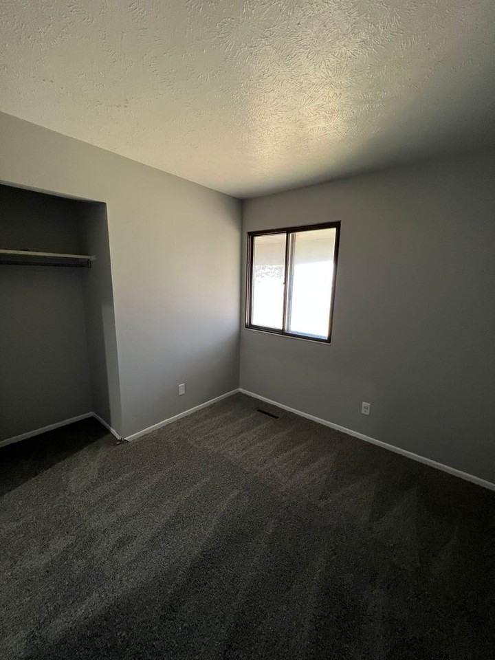 OTE3019 - Photo 2 of 6