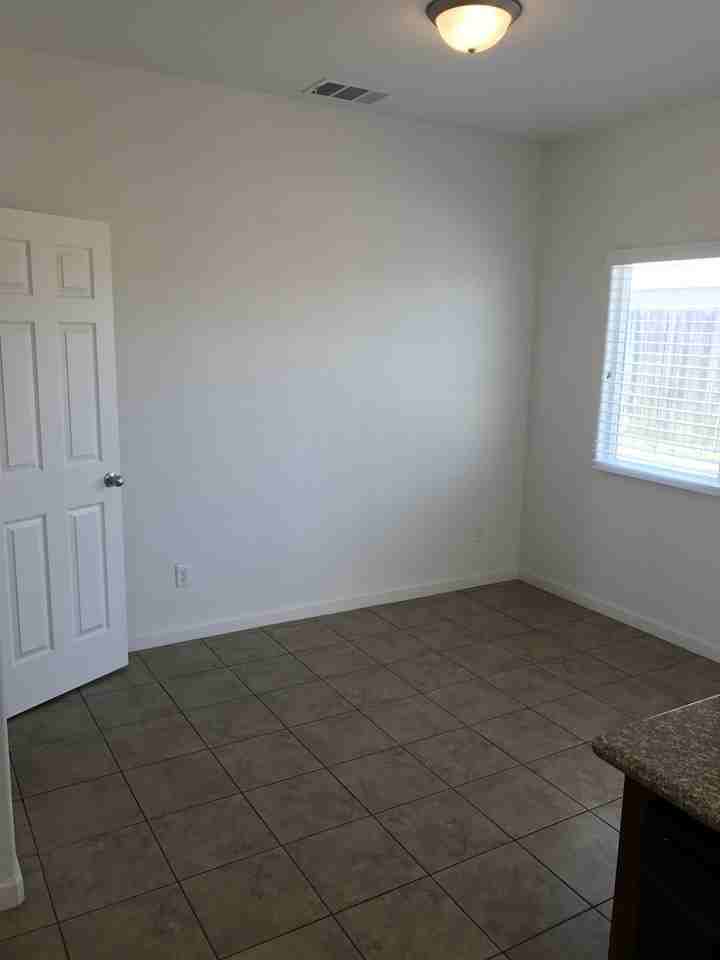 437 Joya Dr - Photo 6 of 18