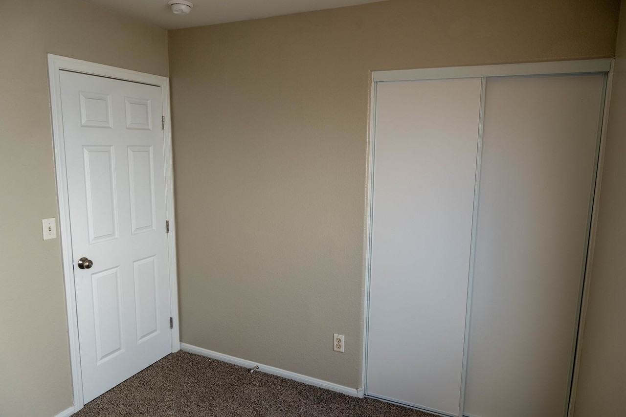 4031 Asante Cove St - Photo 7 of 26