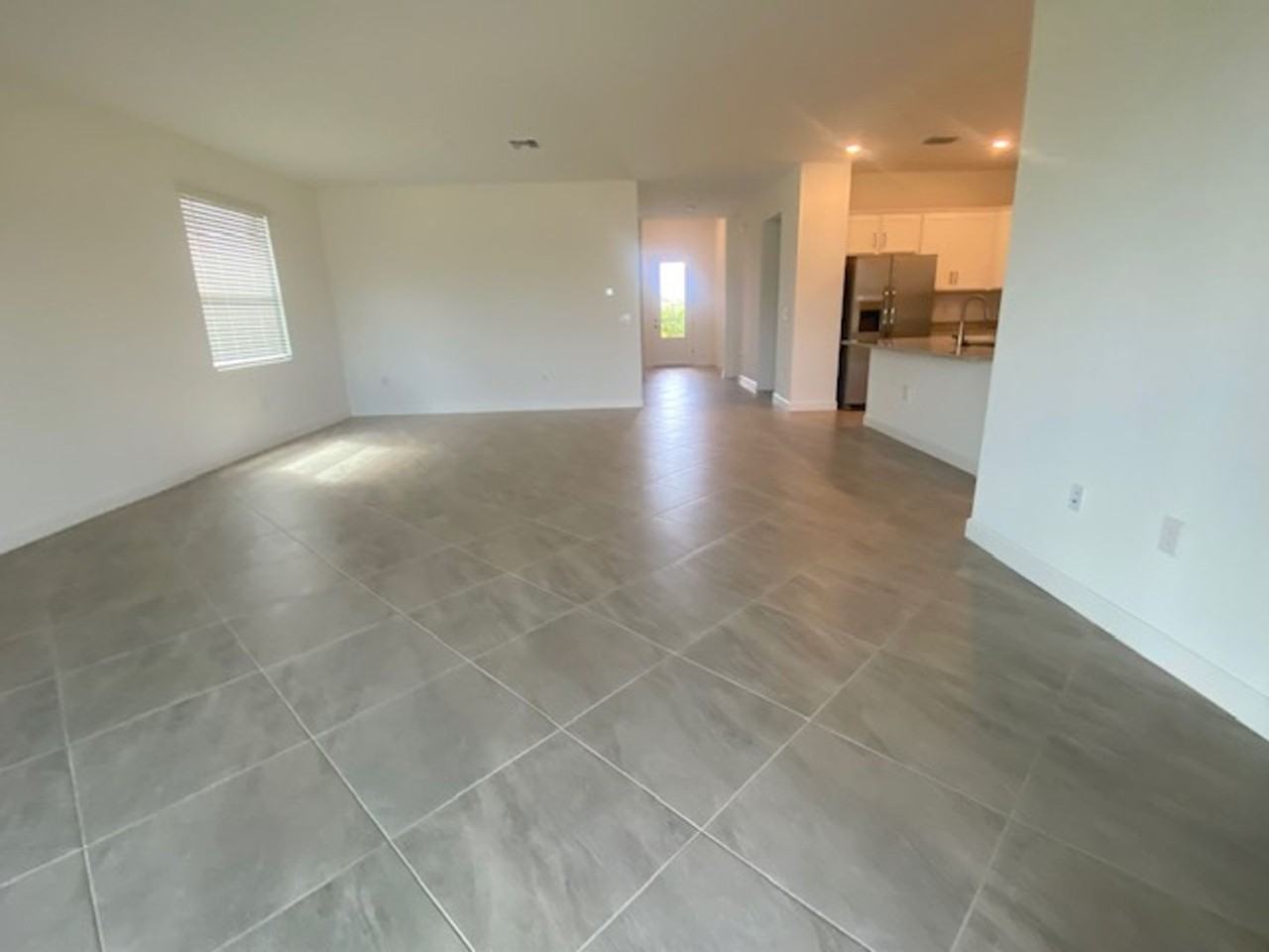 11211 Timber Creek Dr - Photo 7 of 18