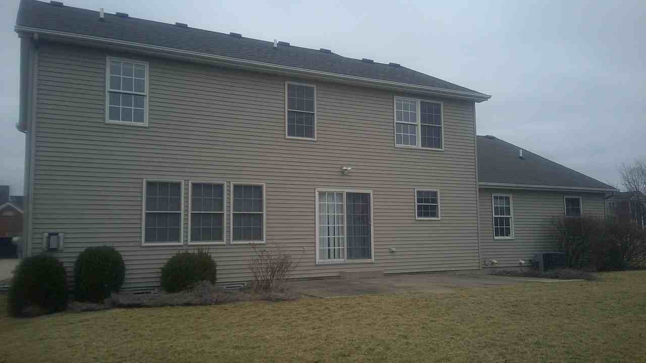 2702 Hayes Ln - Photo 2 of 5